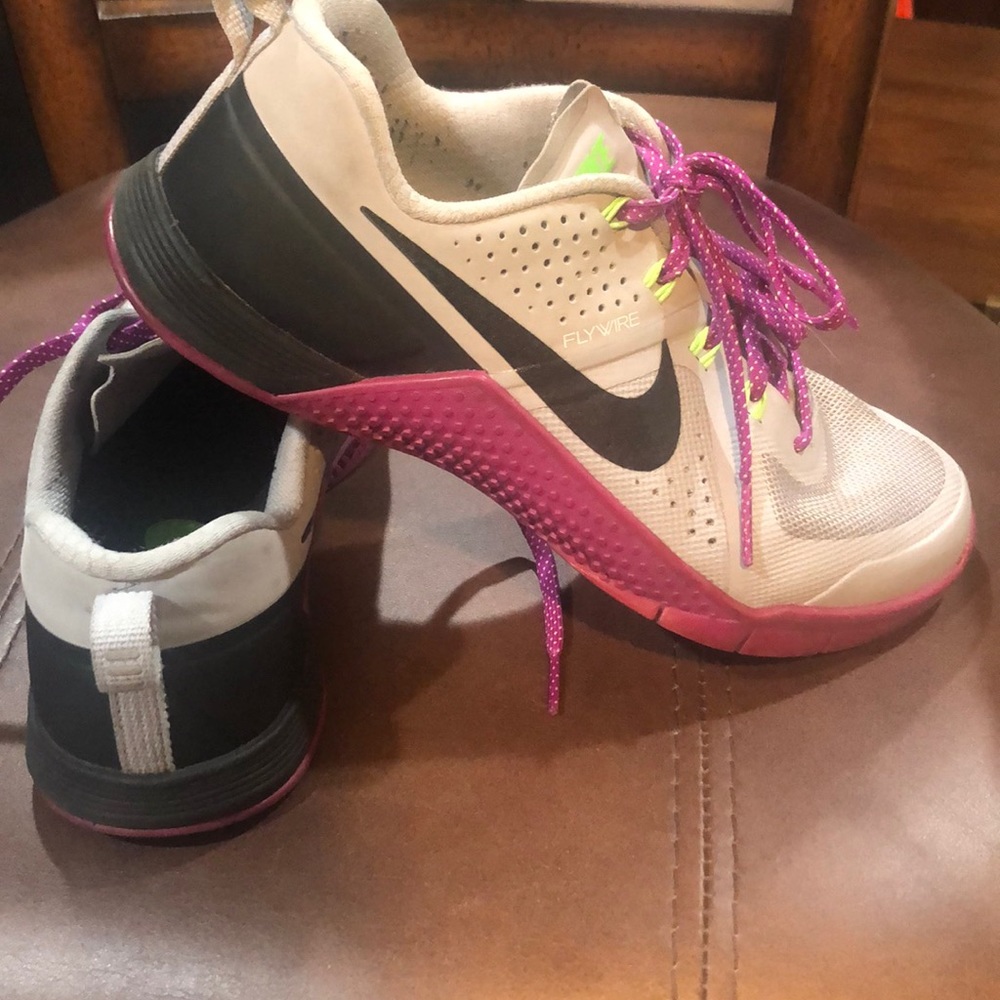 Women’s Nike metcon 6.5